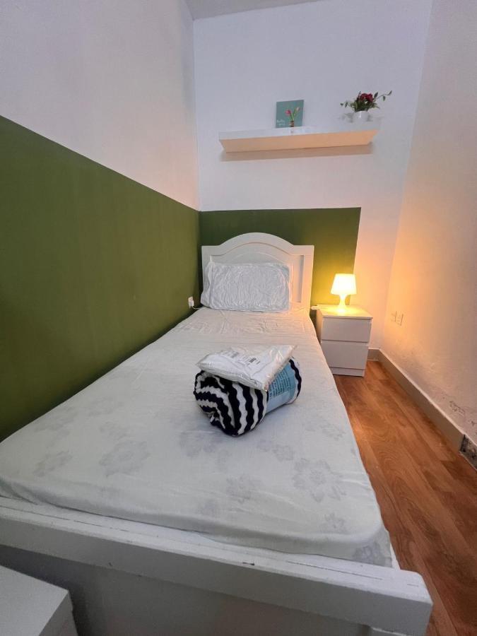Bachelor Partition In Tecom Near Internet Metro Alloggio in famiglia *